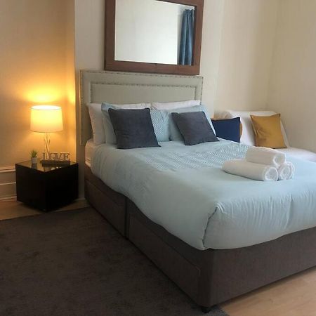 Marcela'S Place - Private Studio Near Heathrow West Drayton  Luaran gambar