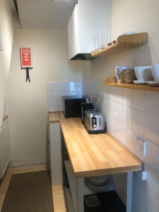 Marcela'S Place - Private Studio Near Heathrow West Drayton  Luaran gambar