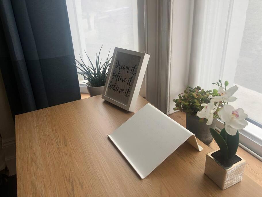 Marcela'S Place - Private Studio Near Heathrow West Drayton  Luaran gambar